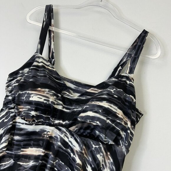 Swim Solutions Macys One Piece Swimsuit Womens Size 20W Tiered - Picture 3 of 7